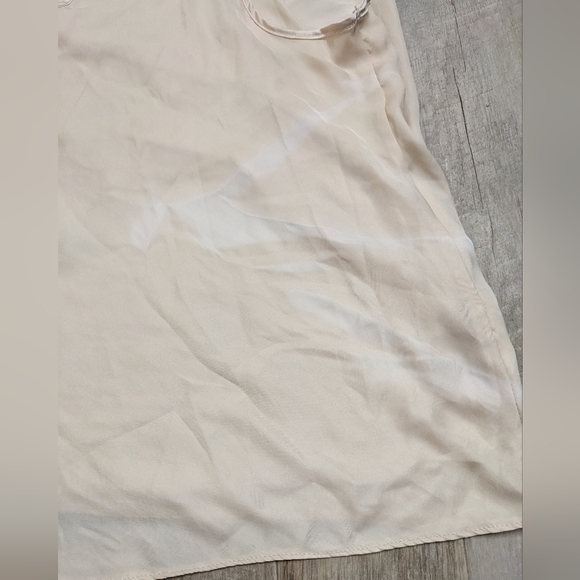 Asos Creamy Beige Sleeveless Drapey Blouse - Picture 5 of 10